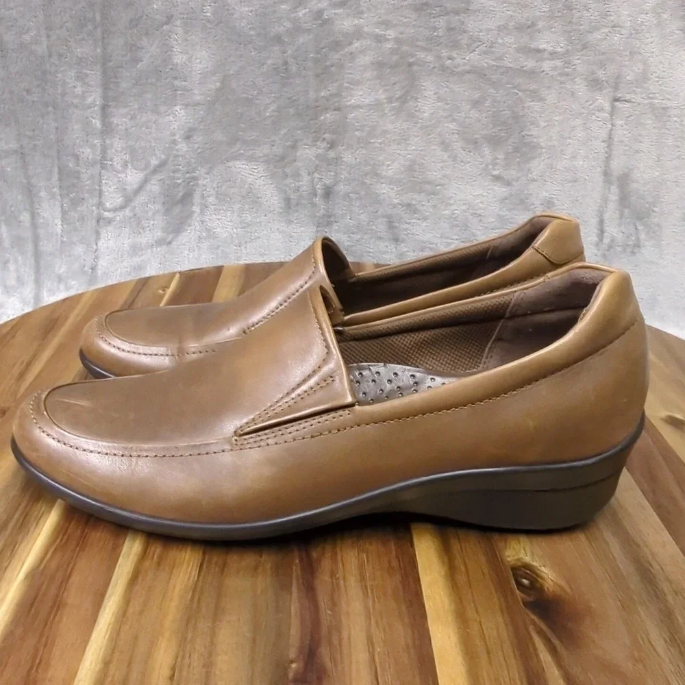 ECCO Slip On Leather Loafer Wedge Heels Brown Women's SZ EU‎ 42 US 11 / 11.5